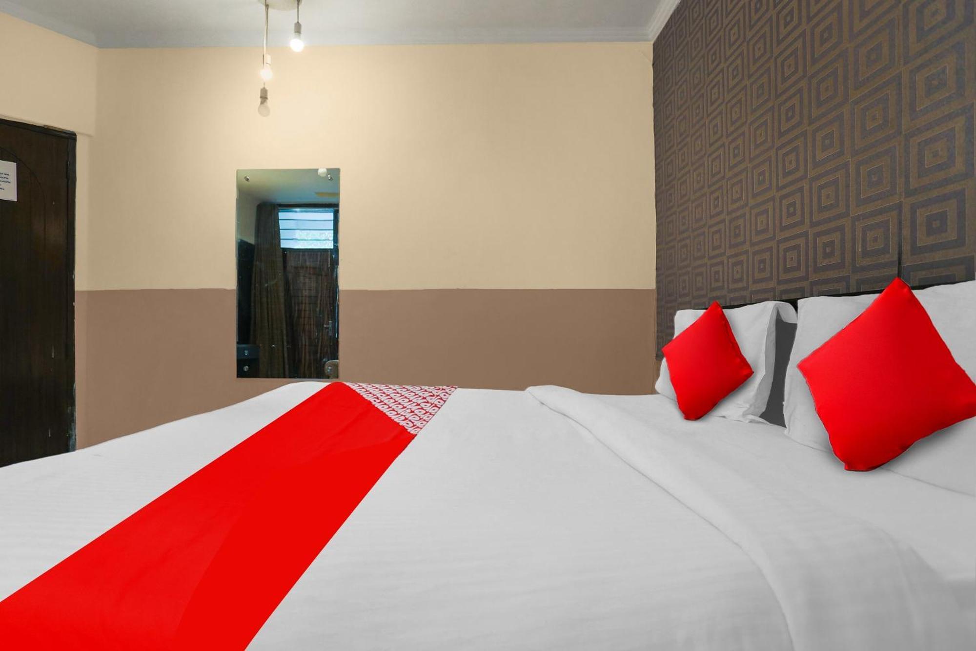 Hotel O Royal Galaxy New Delhi Extérieur photo