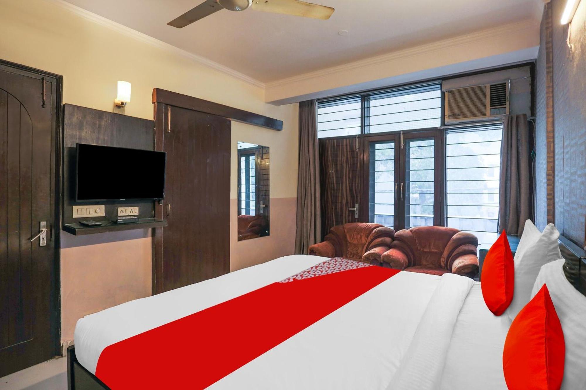 Hotel O Royal Galaxy New Delhi Extérieur photo