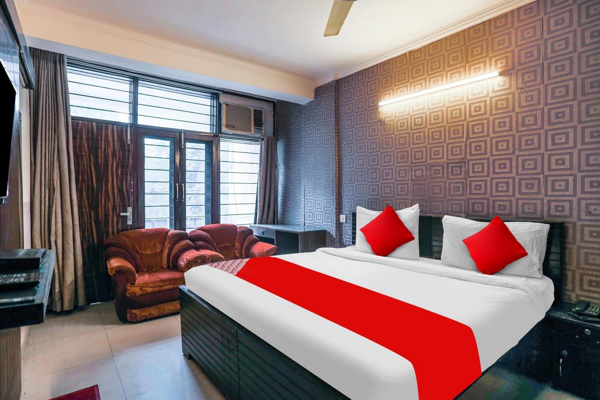 Hotel O Royal Galaxy New Delhi Extérieur photo