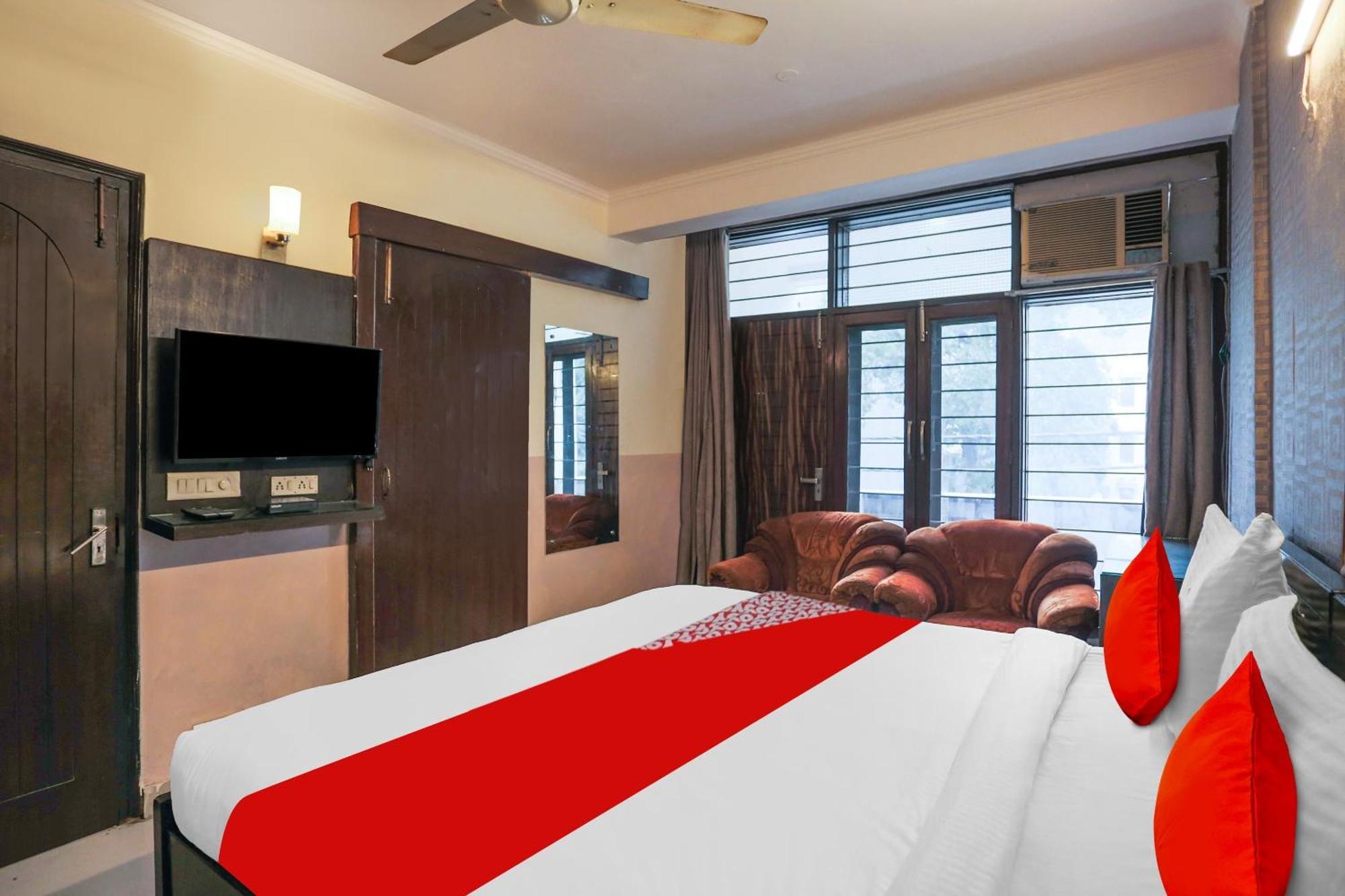 Hotel O Royal Galaxy New Delhi Extérieur photo